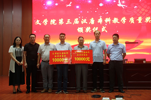 IMG_9805_副本.jpg IMG_9805_副本.jpg